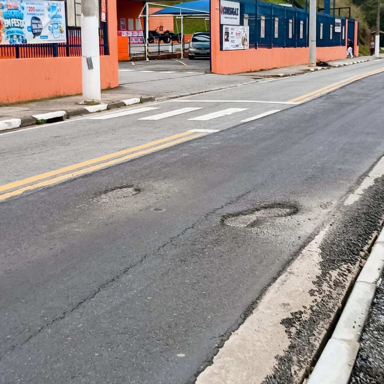 ASFALTO REFEITO EM MENOS DE 22 DIAS: QUEM FISCALIZA  O DINHEIRO PÚBLICO?